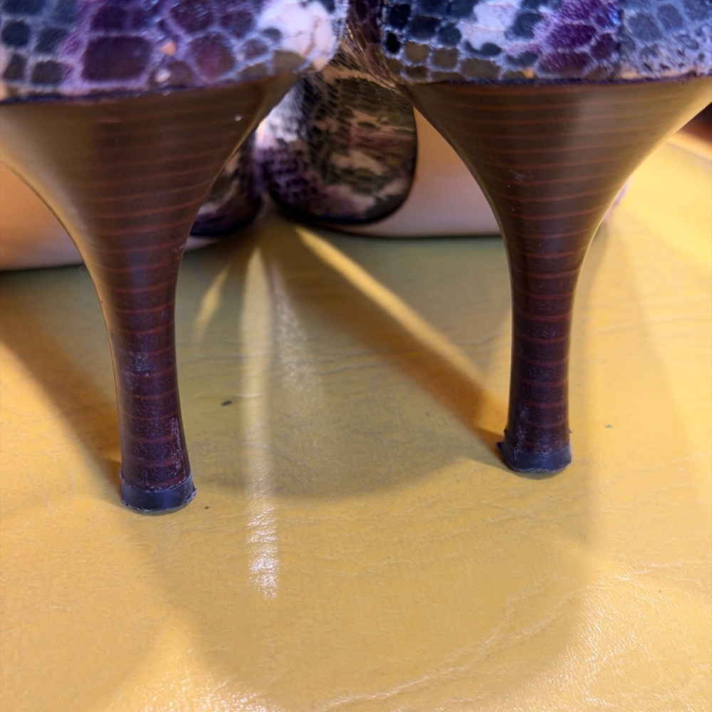 Multicolor Snakeskin Pattern Heels - image 6